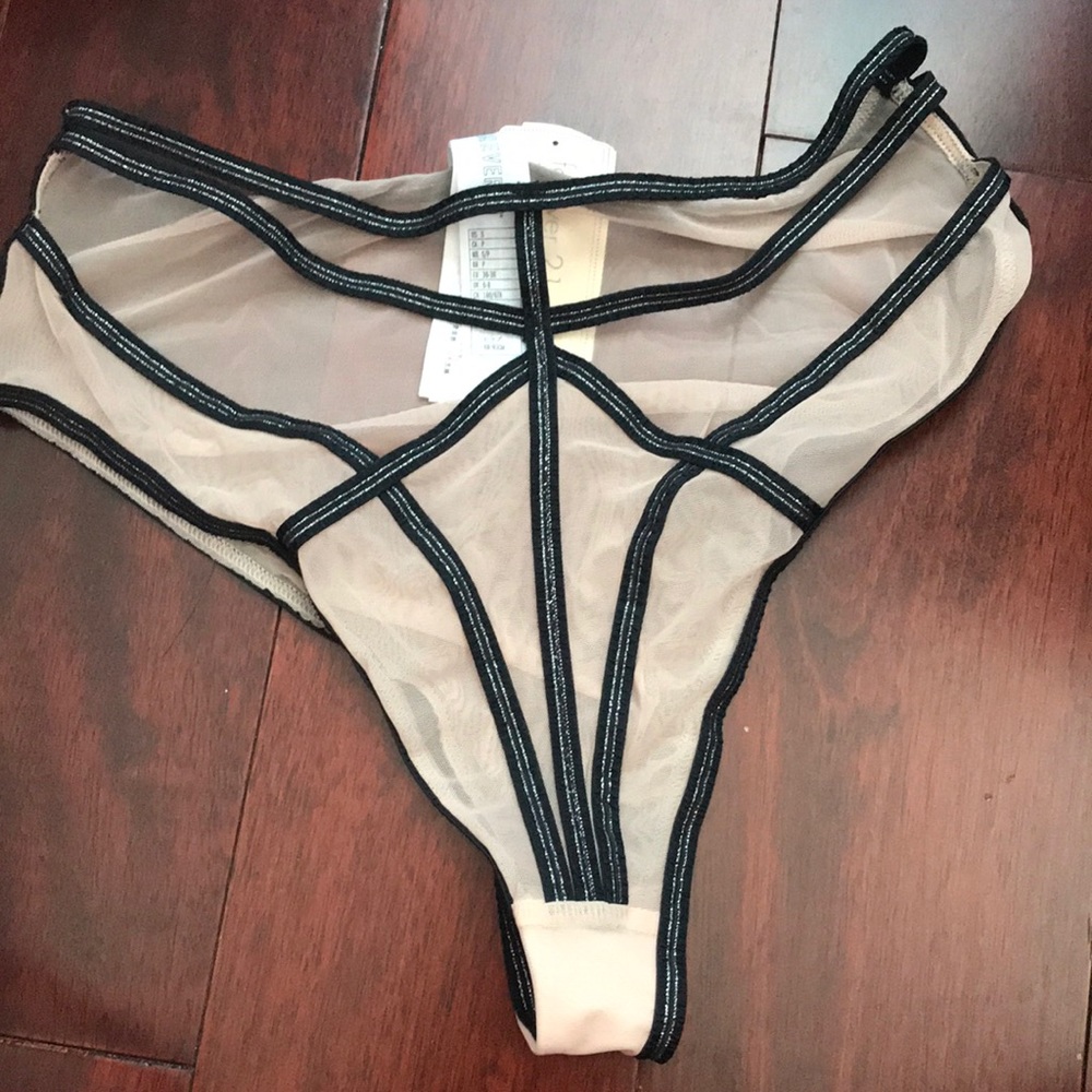 New with tags lingerie forever 21 great for raves